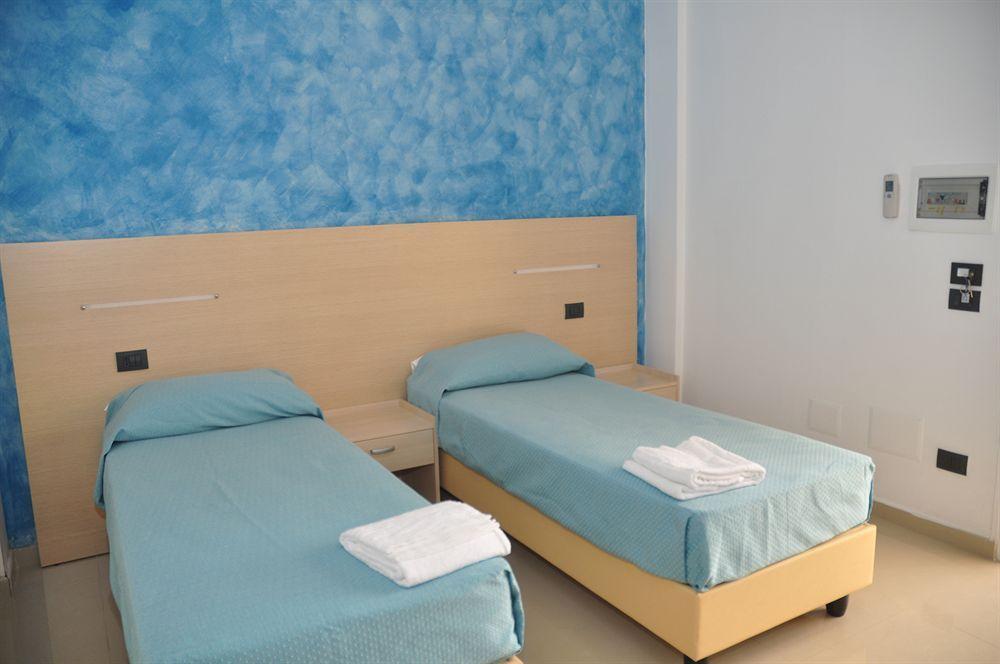 Sowi Hotel Otranto Exteriör bild